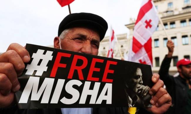 Свободу Мише: в Грузии назревает евромайдан фото