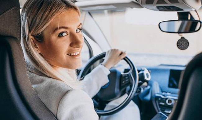 Uber w Polsce zaprasza kobiety do pracy: obiecuje więcej pieniędzy i elastyczne godziny pracy фото
