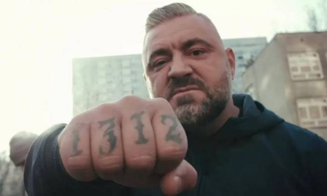 Legendarnemu polskiemu raperowi grozi do 15 lat więzienia za handel narkotykami фото