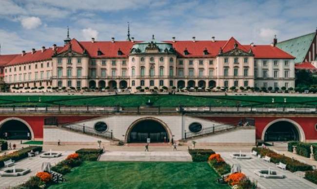 Przez cały listopad w Warszawie można zwiedzać zamki królewskie za darmo фото