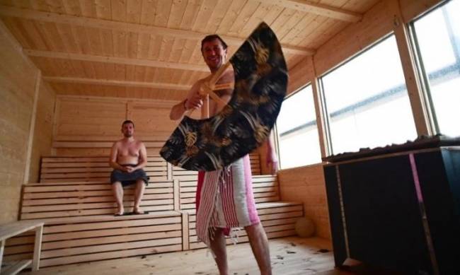 W Warszawie przez całą zimę będzie czynna wyjątkowa sauna na barce фото